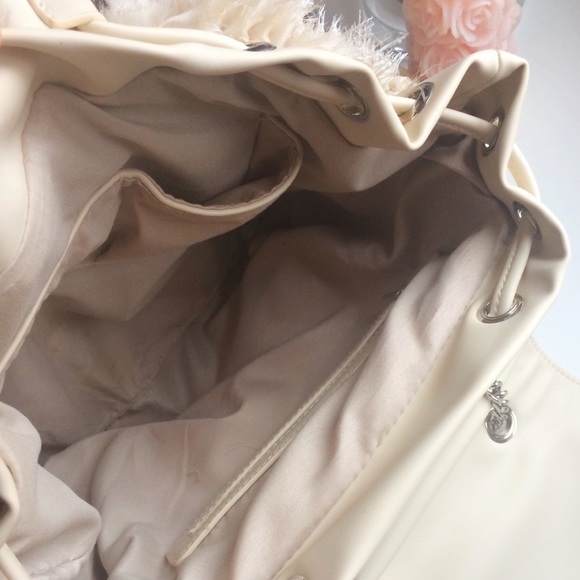 ITALIAN ALEX MAX NUDE BEIGE RUFFLE PEARL BACKPACK BAG PURSE TOTE - Picture 6 of 8
